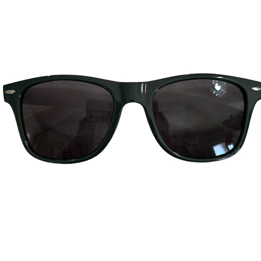 NEW Two pair NFL Green Bay Packer Sunglasses